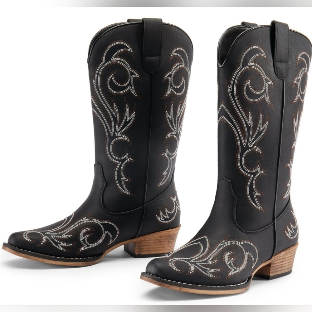 Women's Black Cowboy Boots Mid Calf. Square Toe  Embroidery Stitched. Size 8.5